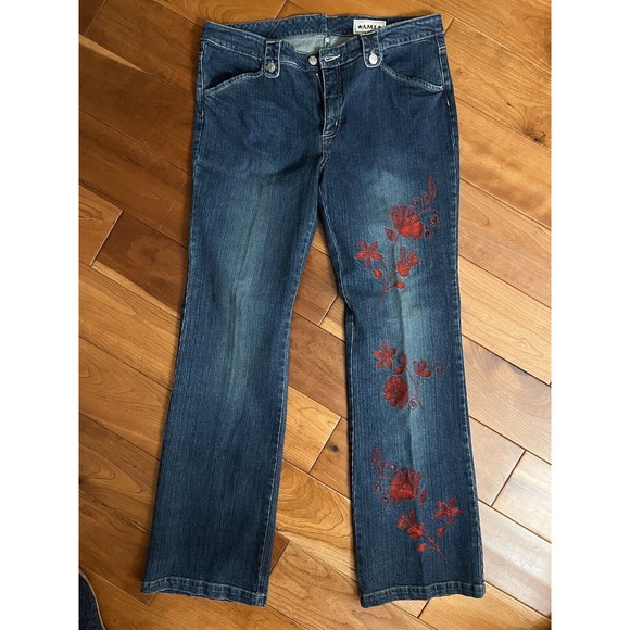 AMI Women Blue Jeans Size 12 Floral Embroidery - Picture 1 of 6